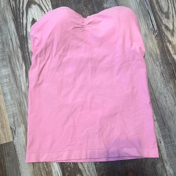 NO BOUNDARIES Tank Top - Picture 2 of 4